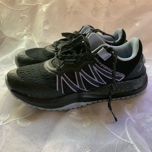 Avia Trail Running Shoes Womens Size  8